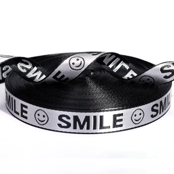 ஜாக்கார்ட் நெய்த ரிப்பன்